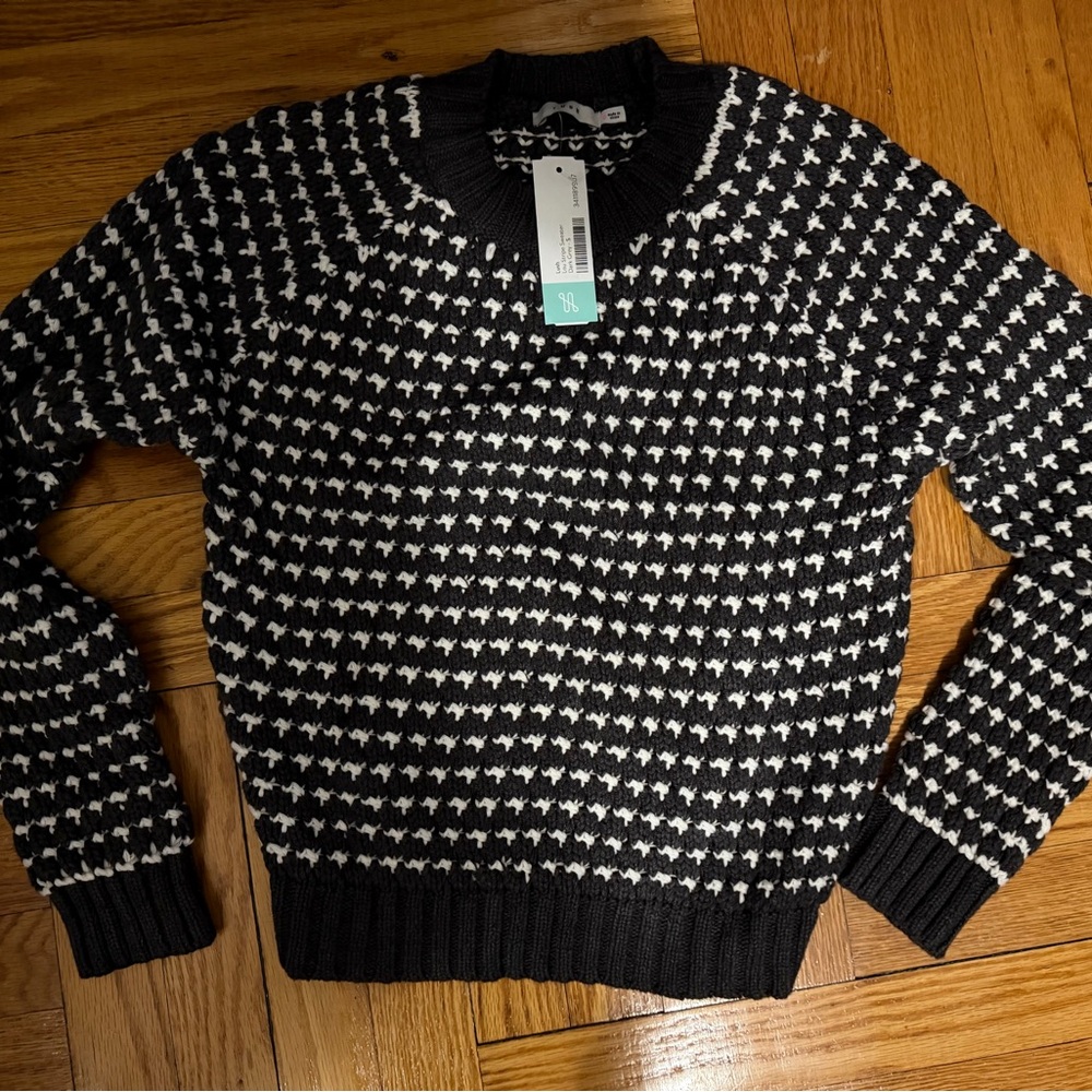 Lush Dark Gray and White Patterned Sweater